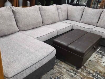 🩶3-Piece Sectional two tone gray
