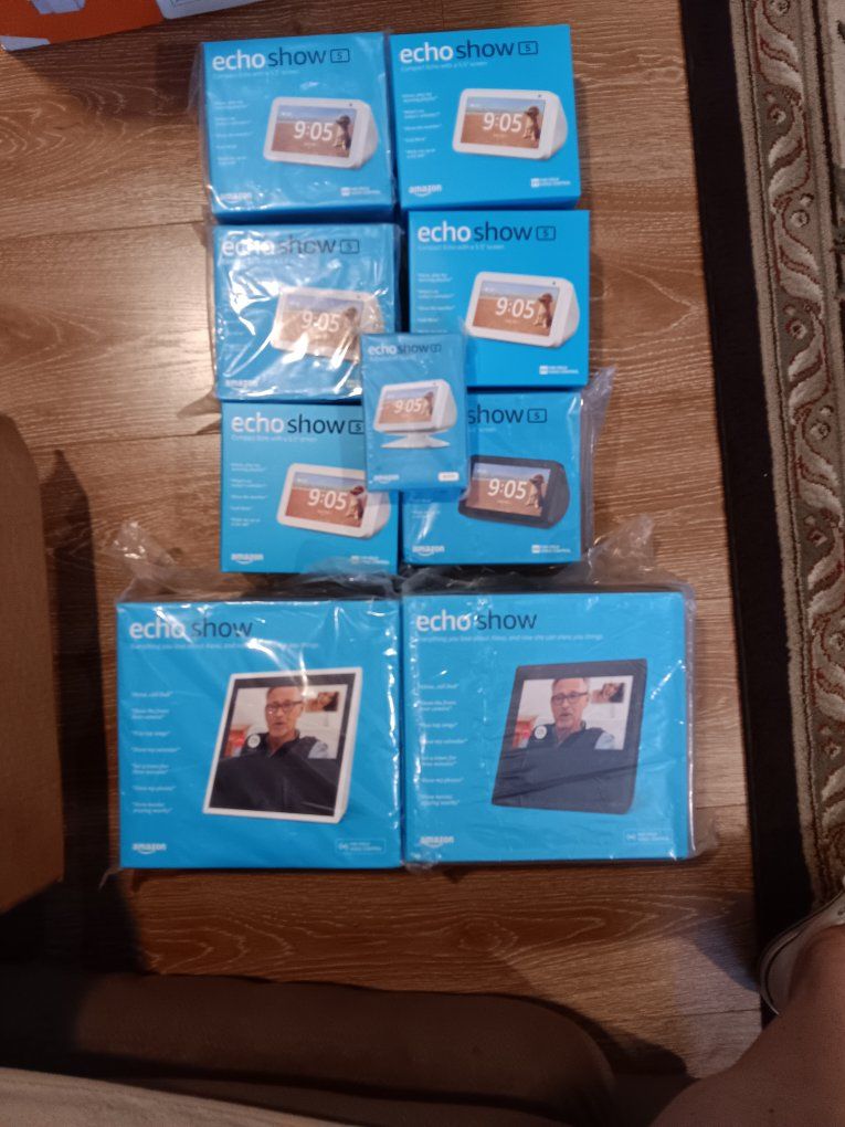 New Amazon Echo Show Smart Displays - Multiple Sizes Available