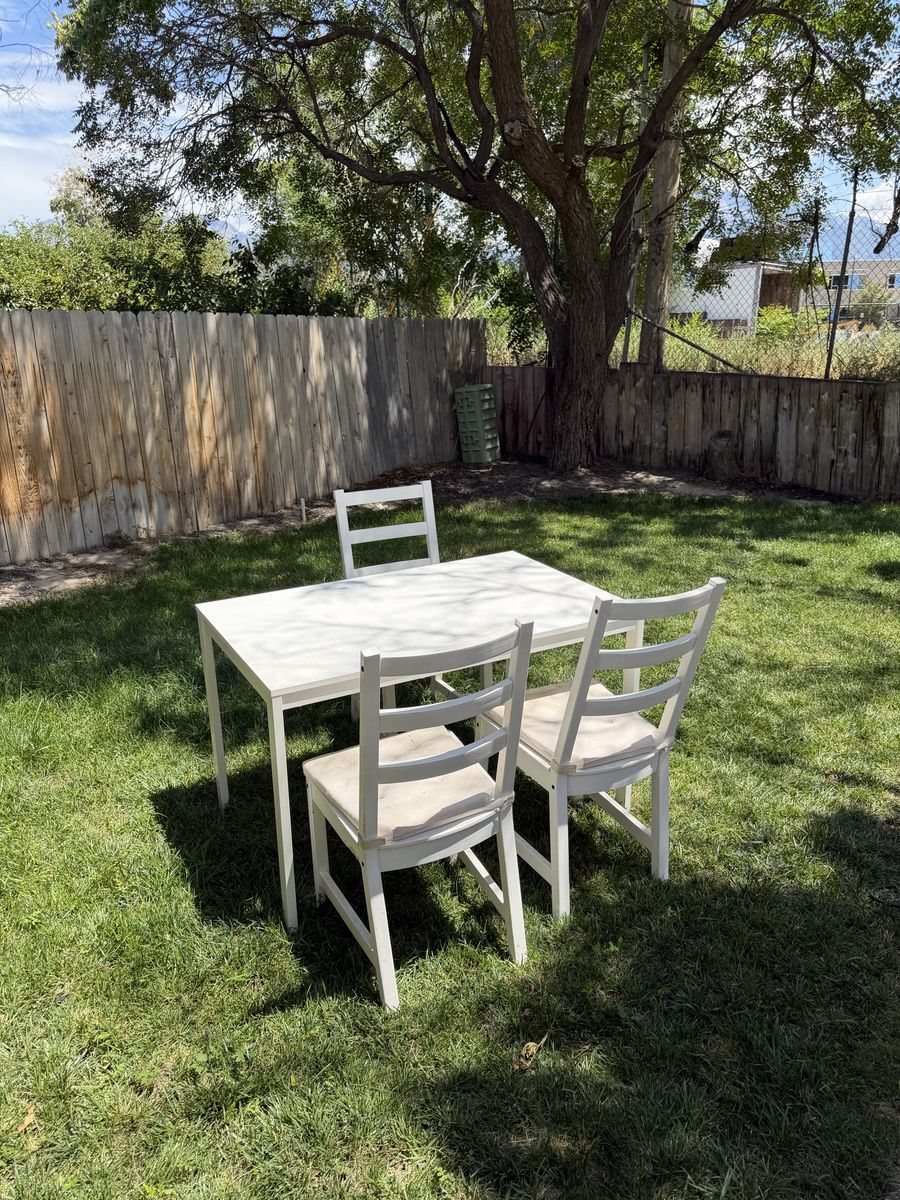 Table and 4 chairs