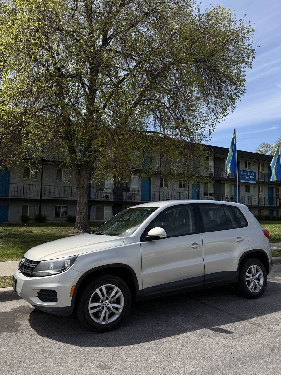 2014 VOLKSWAGEN TIGUAN