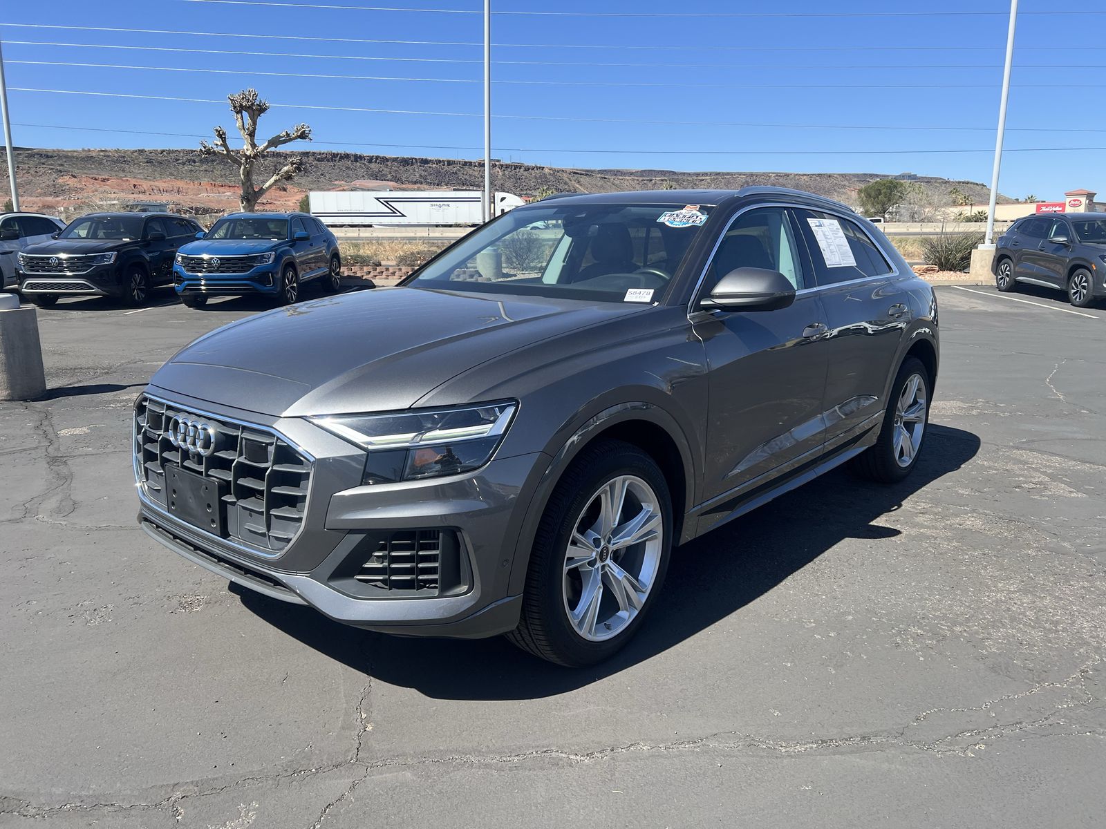 2022 Audi Q8 Premium Plus