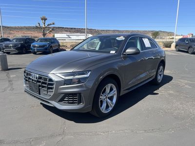 2022 Audi Q8 Premium Plus