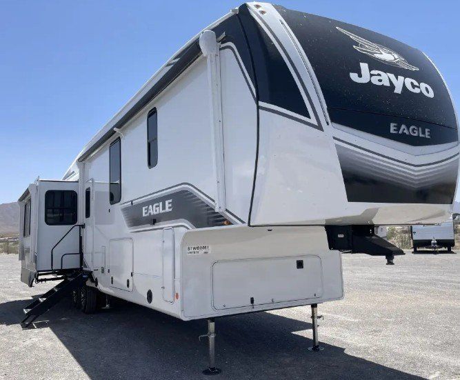 2025 Jayco Eagle 370FBTS 5th Wheel