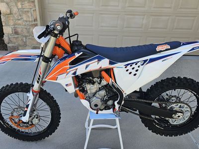 2022 KTM 350 SX-F, Only 11.5 Hours, Like-New Condition