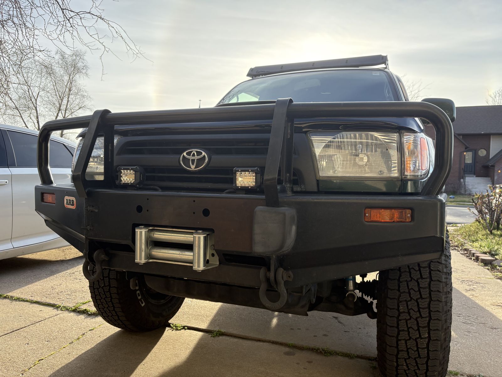 ARB Deluxe Winch Bumper & WARN XD9K Winch 3G4Rnr