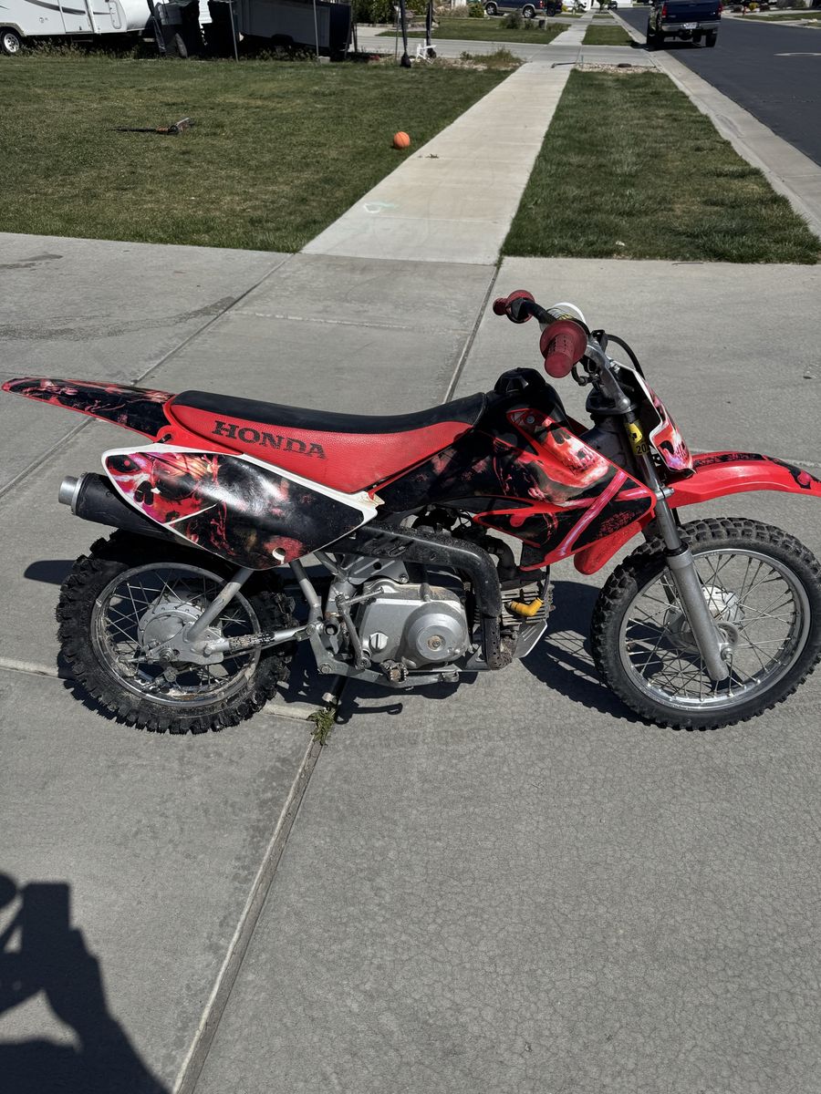 2005 CRF70