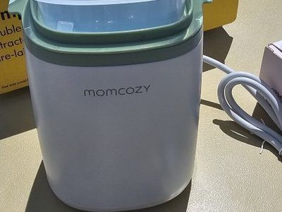 NEW Momcozy bottle warmer no box