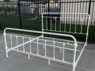 KING - White Metal Spindle Bed Frame Vintage Style