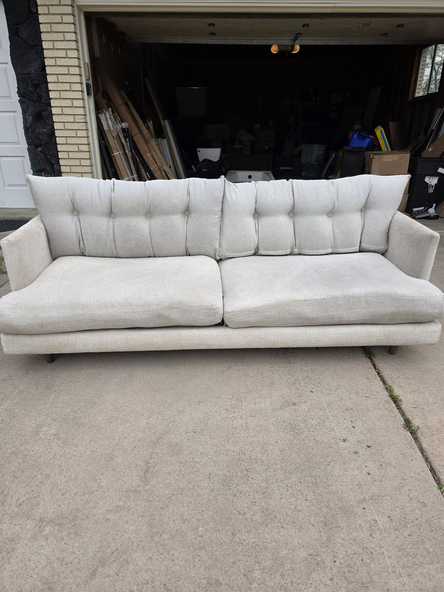 Bernhardt White Couch Sofa Super Comfortable