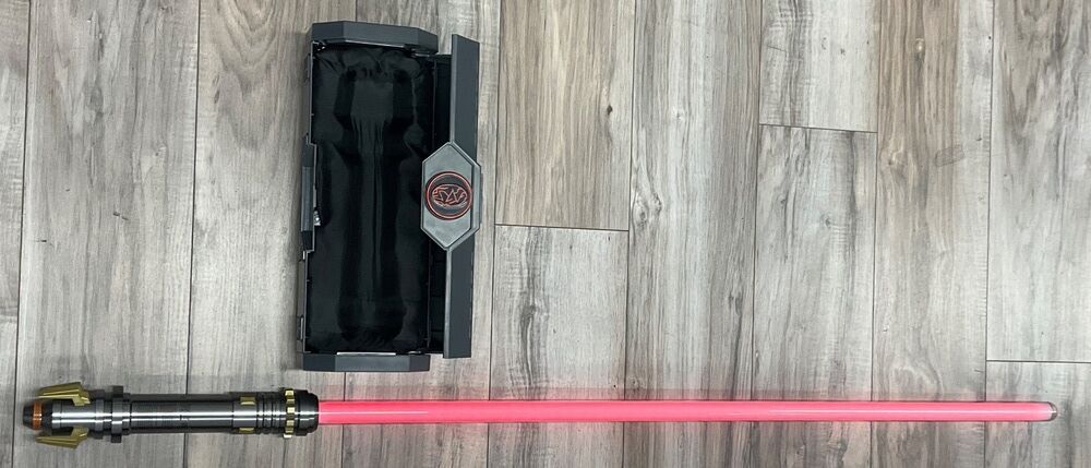 REN RED LIGHTSABER WITH CASE FOR HILT