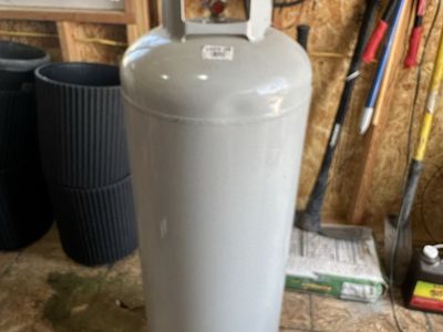 Propane Tank - Large Capacity Propane Cylinder for Home or Commercial Use