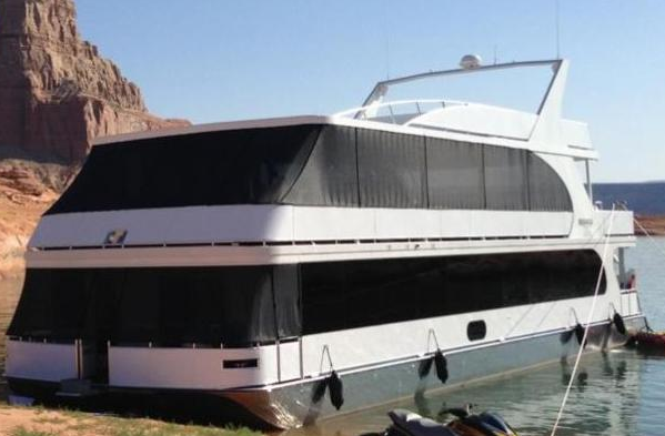 Antelope Point Marina Houseboat *Apollo Trip #1* (6/8 - 6/16)