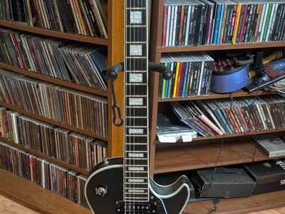 Jericho classic 6 silverburst Les Paul w/ Duncan