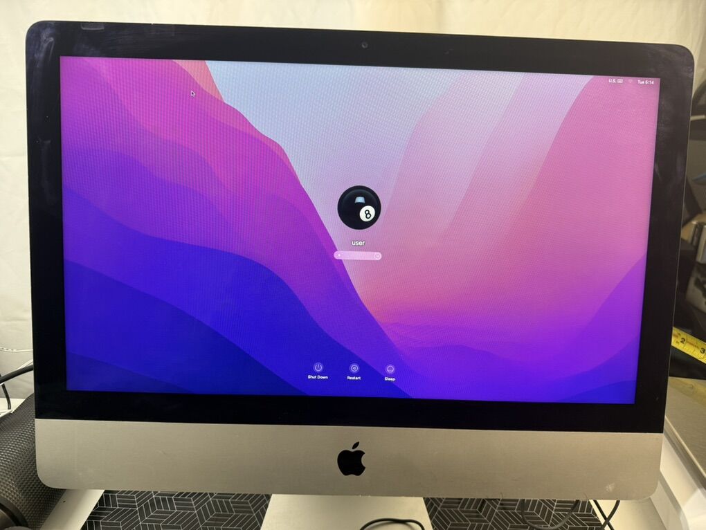 Late 2015 iMac 21.5 Inch 2.8ghz i5 8GB 256GB SSD