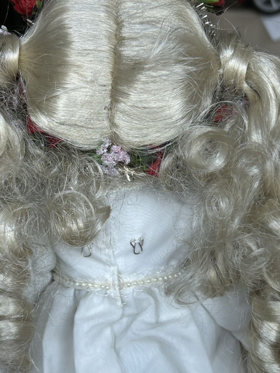 Main image 8