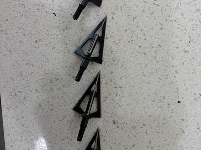 4 Pcs Fixed Blade Broadheads 100 Grain