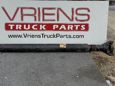 Meritor RPL25SD Rear Driveshaft