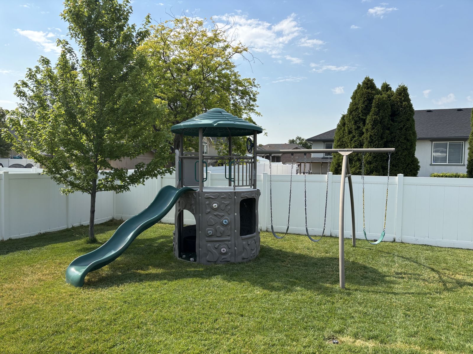 Lifetime swingset