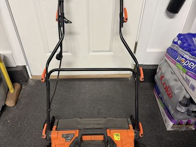VEVOR Electric Lawn Dethatcher/Scarifier - Corded 15-Amp, 15-inch, 2-in-1 Rake and Aerator