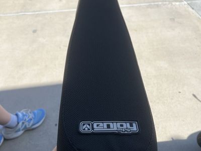 Seat + Enjoy MFG Seat cover for ridstar Q20