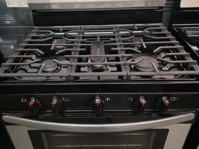 Frigidaire gas range