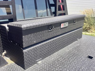 Transfer fuel tank with tool box