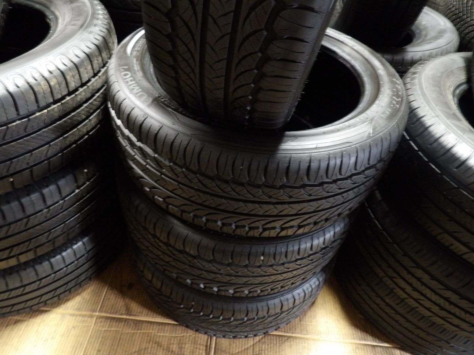 215/45R17 KUMHO ECSTA PA31 SET OF USED TIRES 