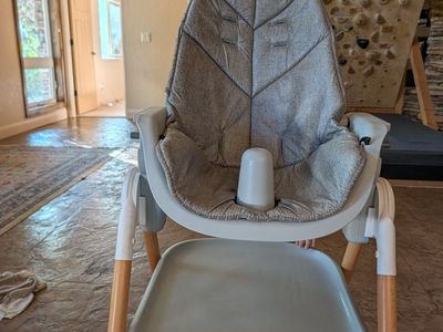 Skip HoP sit to step highchair