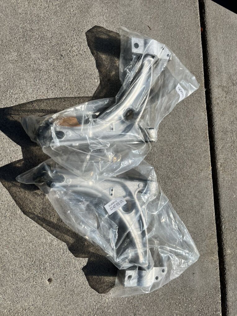 2007 Passat Lower Control Arms