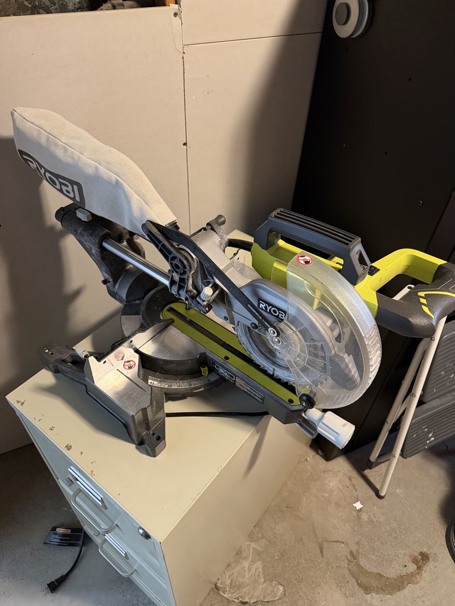 Ryobi 7 1/4" Miter Saw