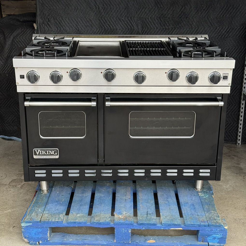 Viking Pro 48 Gas Range - Charbroiler & Griddle