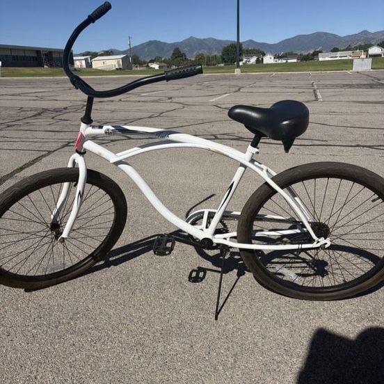 Cruiser Bike, White, Beach Cruiser Style