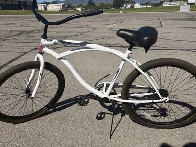 Cruiser Bike, White, Beach Cruiser Style
