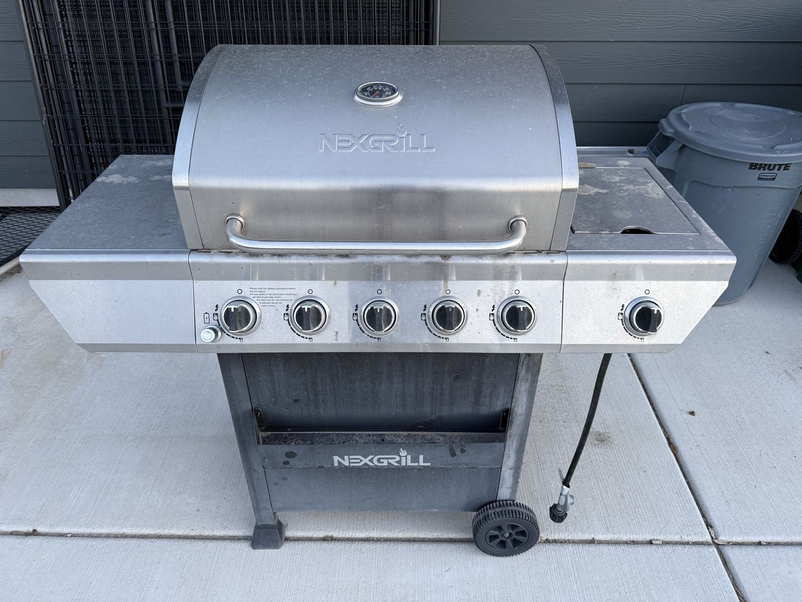 Nexgrill 5 burner Barbecue
