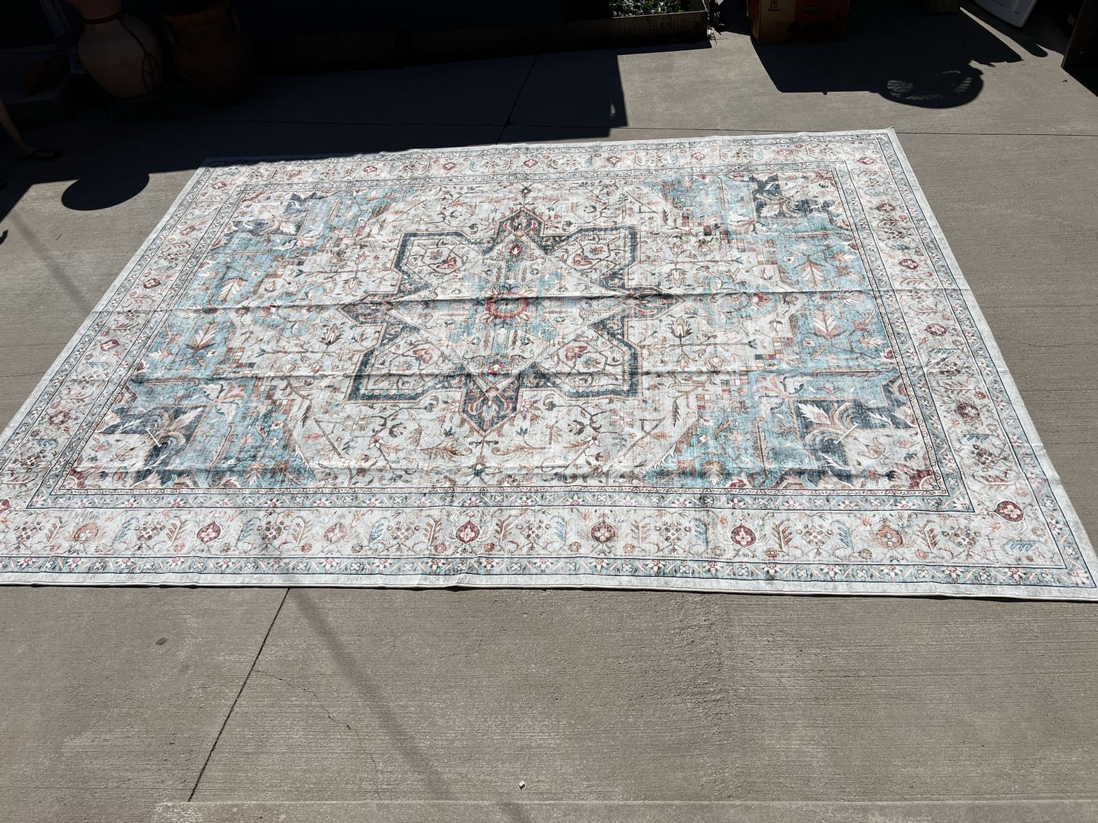 Main image 6