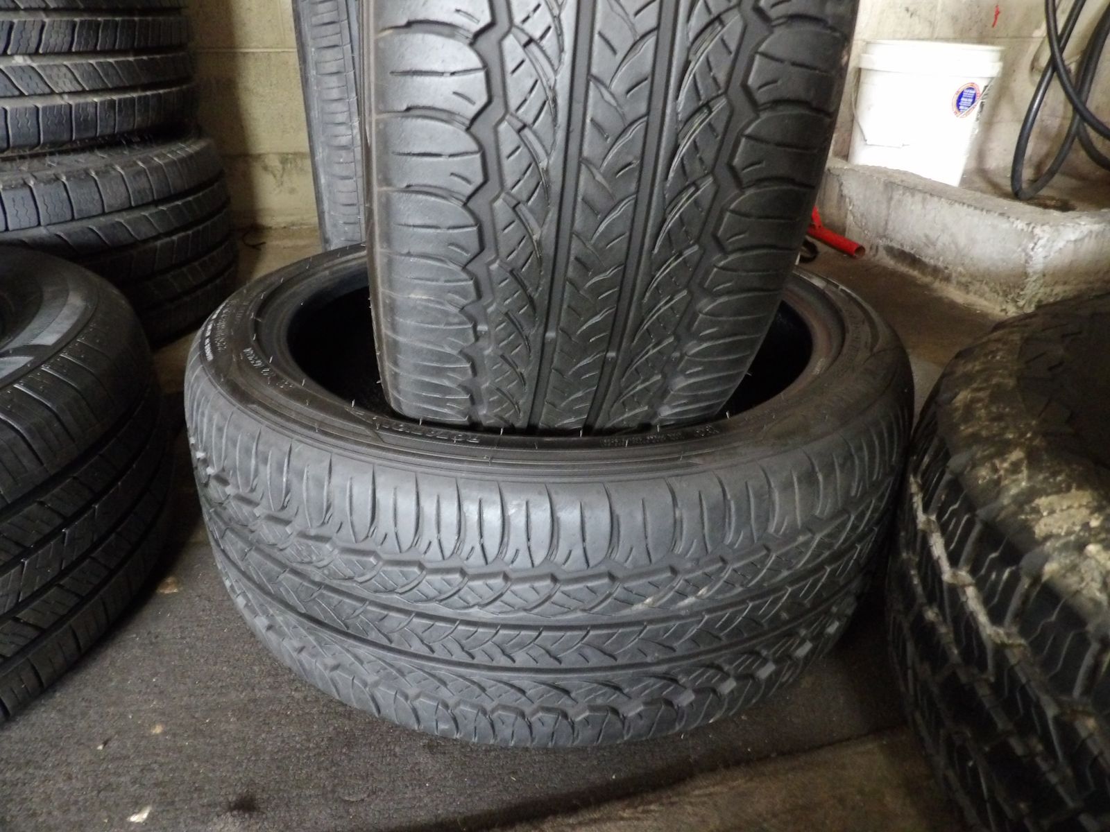 225/40R18 KUMHO ESCTA PA31 PAIR OF TWO USED TIRES