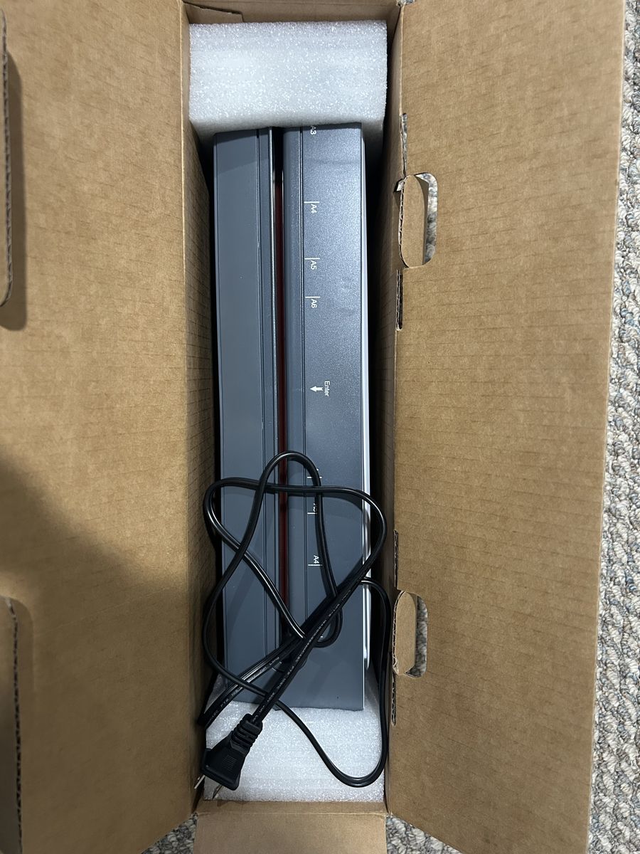 Cold & Thermal Laminator w/100-Pack Pouches