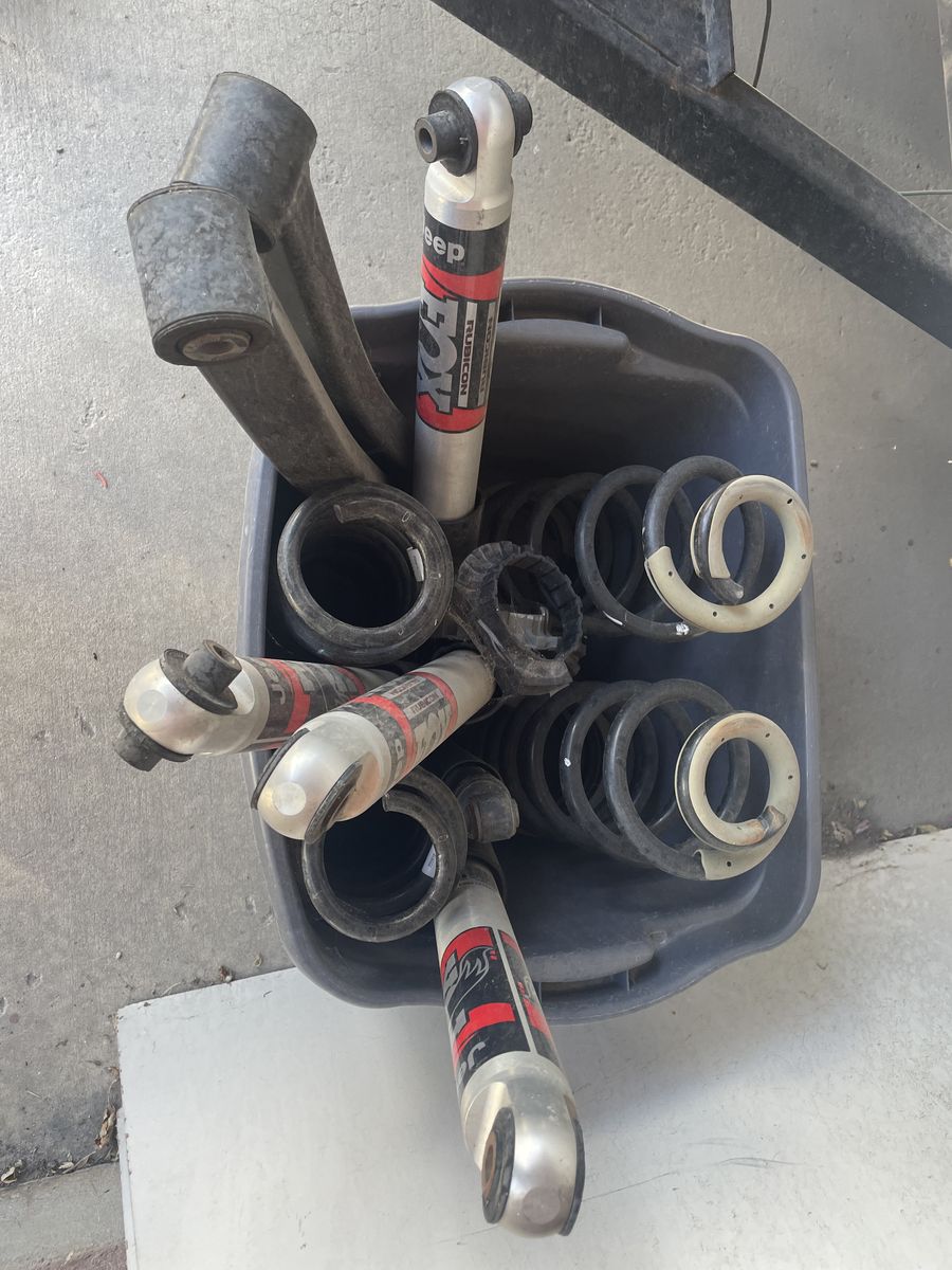 Jeep Gladiator Rubicon suspension parts