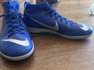 Nike Mercurial Blue Indoor Soccer Shoes Size 6Y Youth