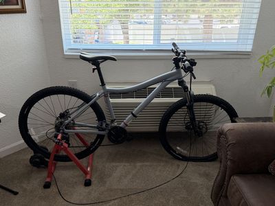 REI Co-op mountain bike 1.1 L 27.5 wheel