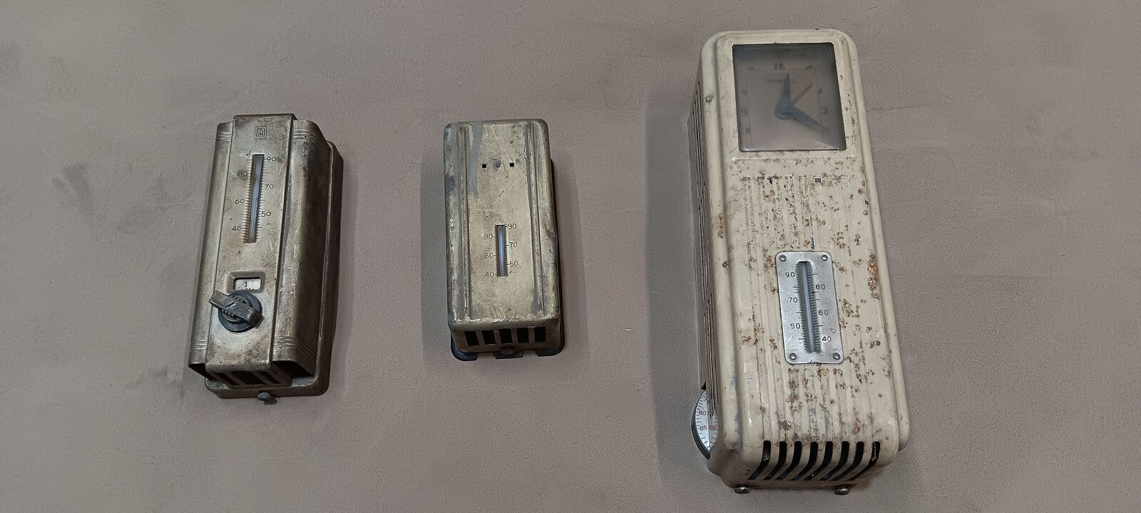 Old type thermostats