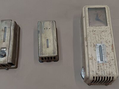 Old type thermostats