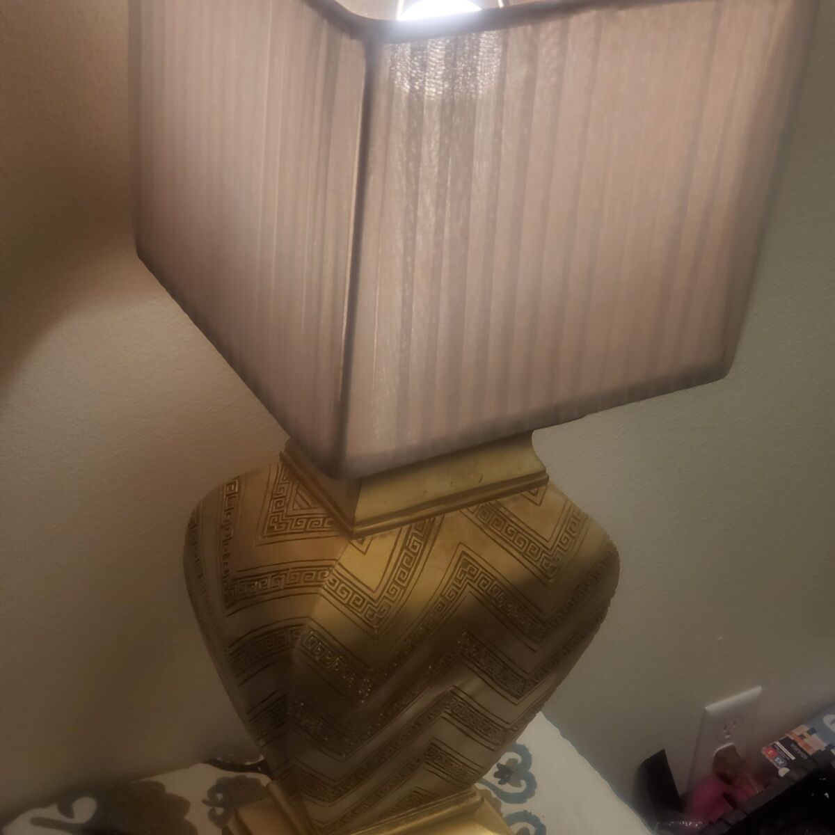 True Vintage Art Deco Lamp W/Bulb & Shade