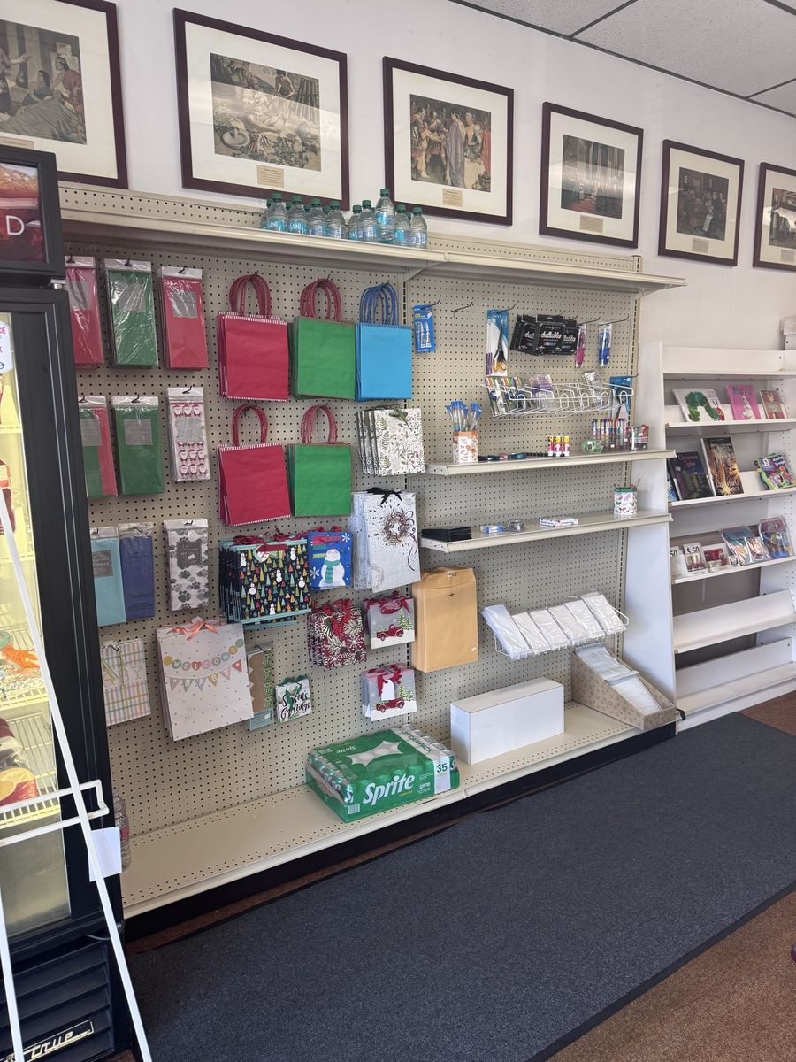 Commercial Retail Display Metal shelving unit 