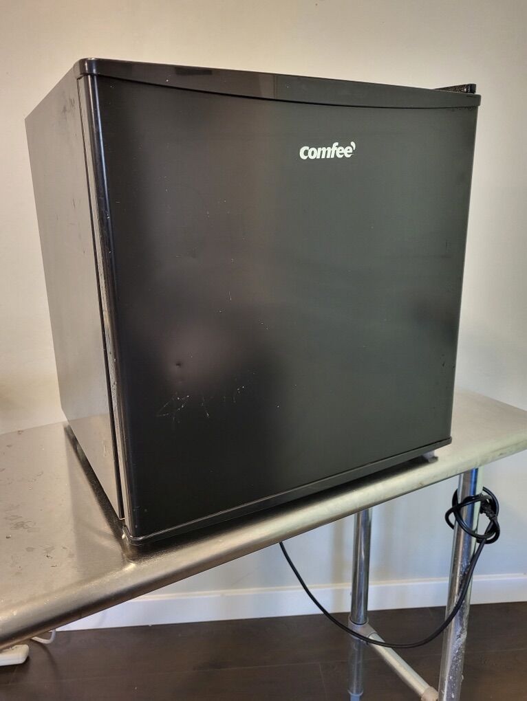 Comfee Small FrIdge