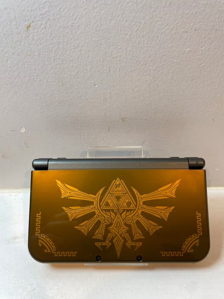 Nintendo 3DS XL Zelda Hyrule 64GB