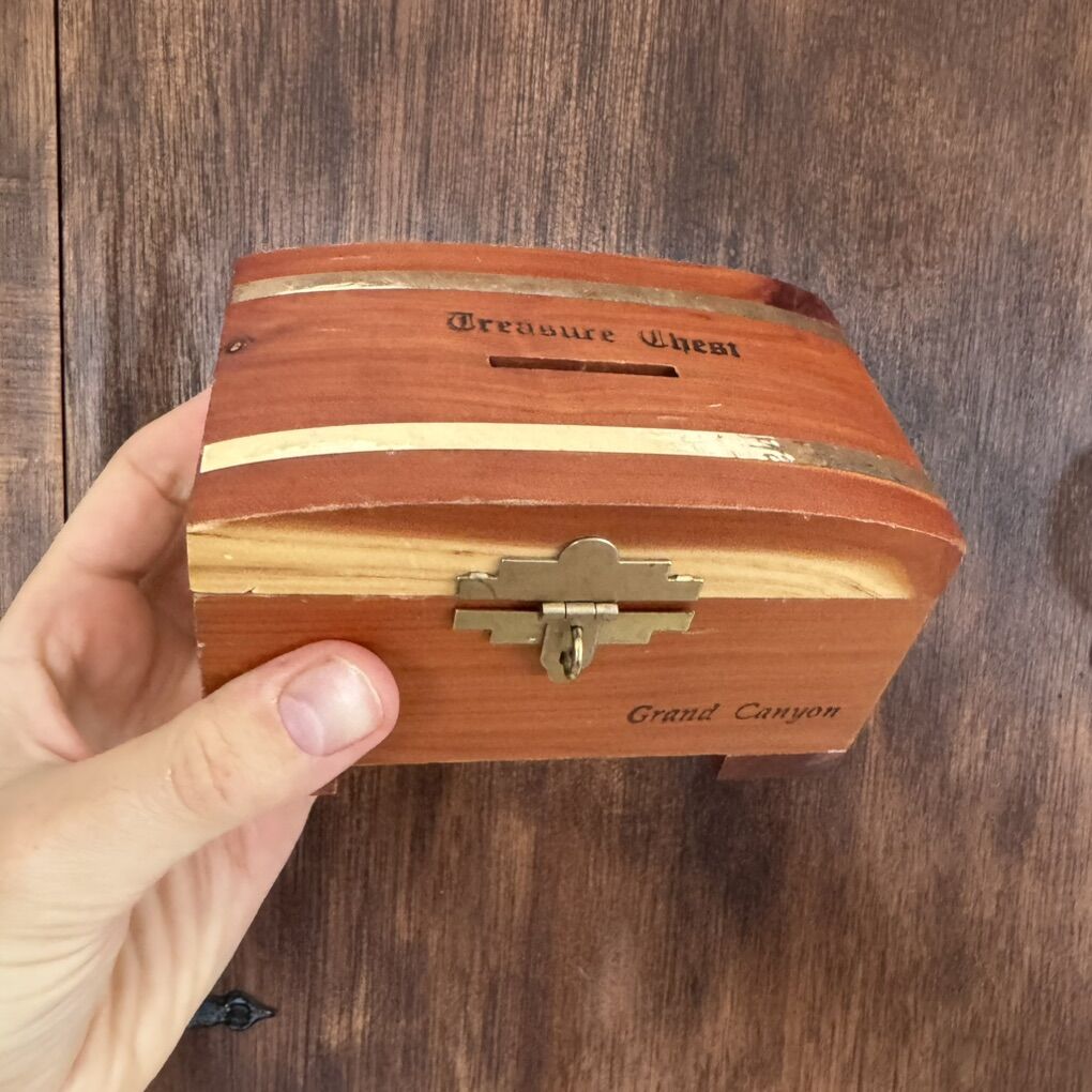 Grand Canyon Cedar Treasure Chest Jewelry Box