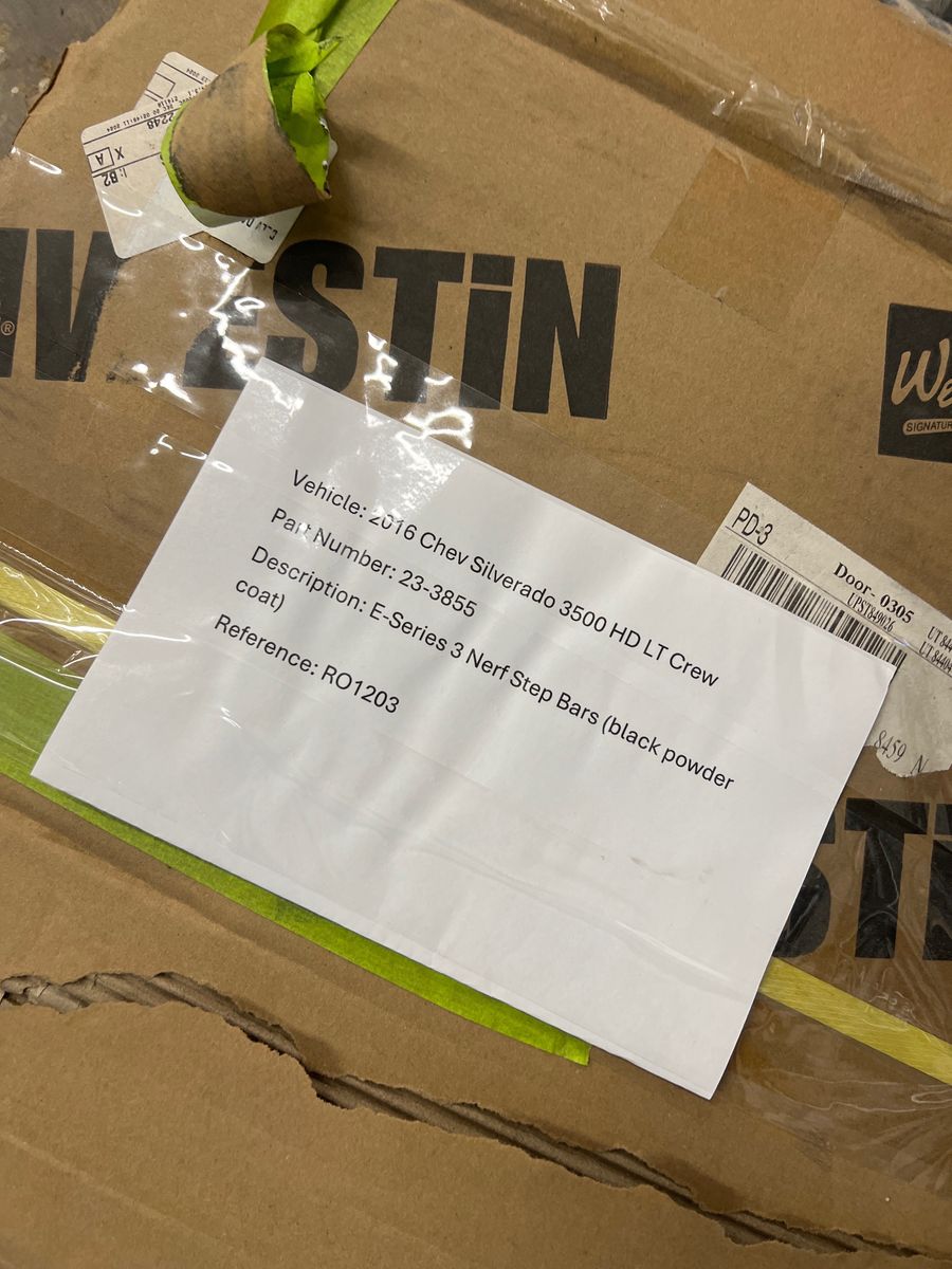 Westin E Series 3nerf Step Bars (black)