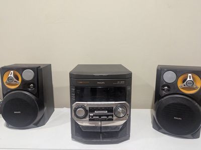 Philips stereo