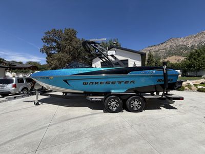 Malibu Wakesetter Ski and Wakeboard Boat with Trailer